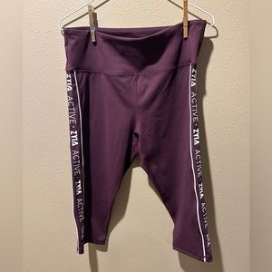 ZYIA Logo Light n Tight‎